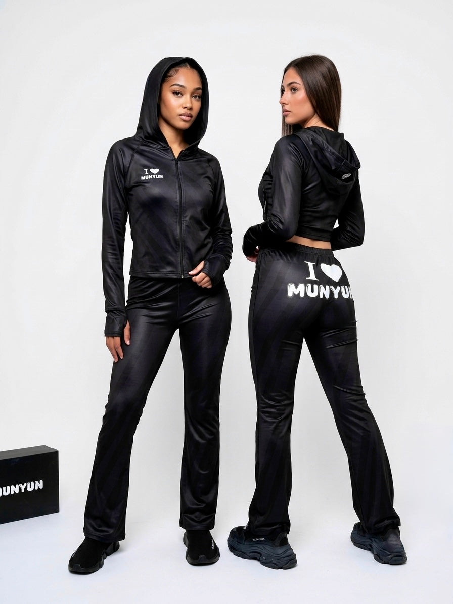 I Heart Munyun, “Yoga sets”